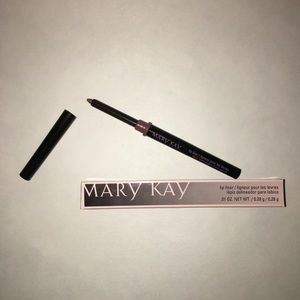 Mary kay lip liner